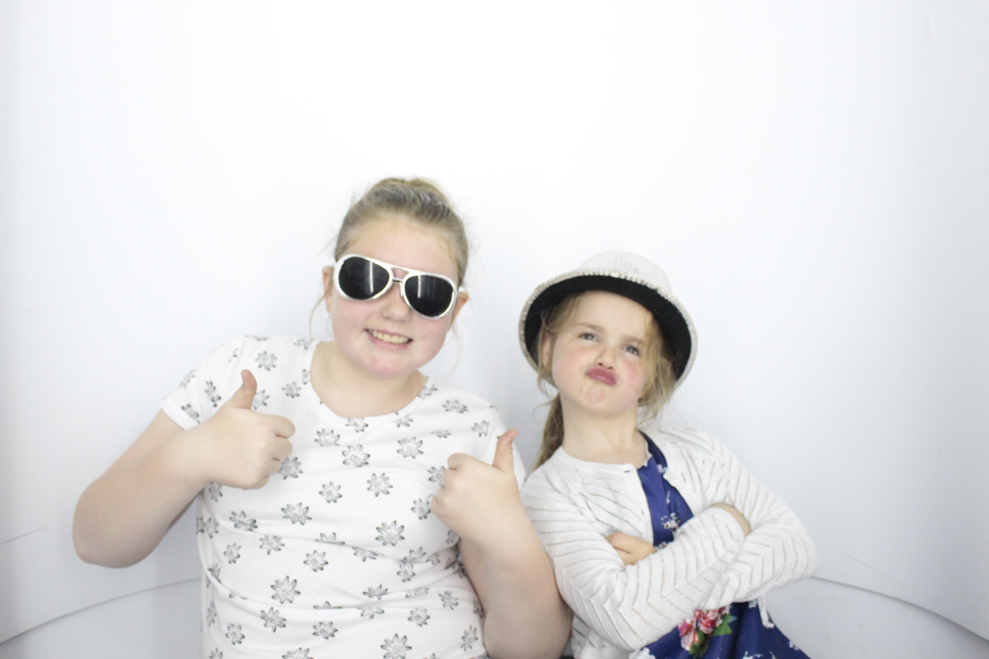 Mandy's 60th  Birthday Party | View more photos from the event at gallery.myphotoboothexperience.co.uk/u/MyPhotoBoothExperienceLtd/Mandys-60th-Birthday-Party